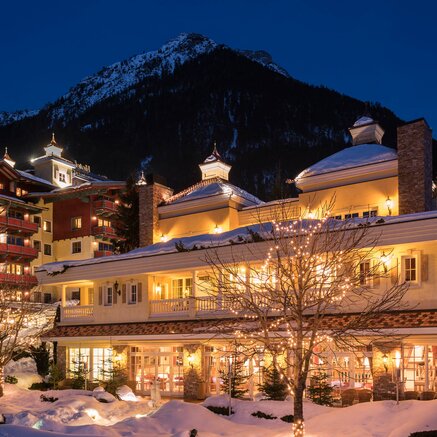 Winter exterior view | Best Alpine Wellness Hotel Alpenrose, Achensee