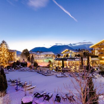 Winter Außenansicht | Best Alpine Wellness Hotel Schwarz, Tirol