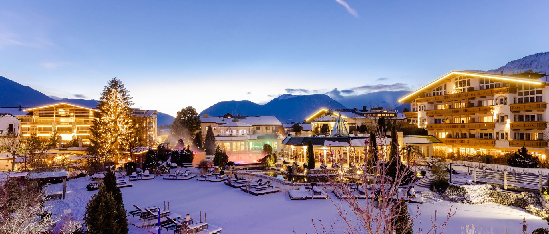 Winter exterior view | Best Alpine Wellness Hotel Schwarz, Tyrol