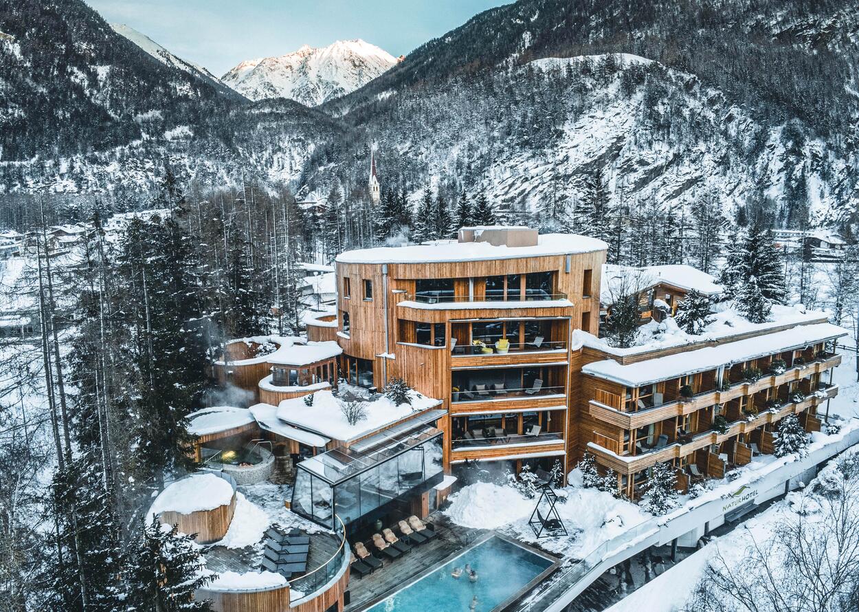 Winter Außenansicht | Best Alpine Wellness Hotel Waldklause, Tirol