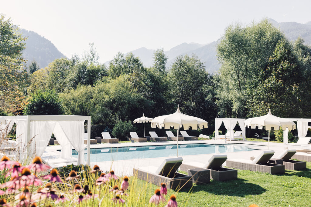 Big Outdoorpool | Luxury Hideaway & Spa Retreat Alpenpalace, Wellnesshotel Southtyrol