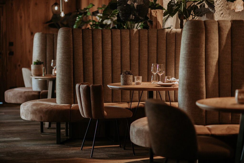 Comfortable Restaurant| 4 Star Superior Wellnesshotel Gmachl, Salzburg