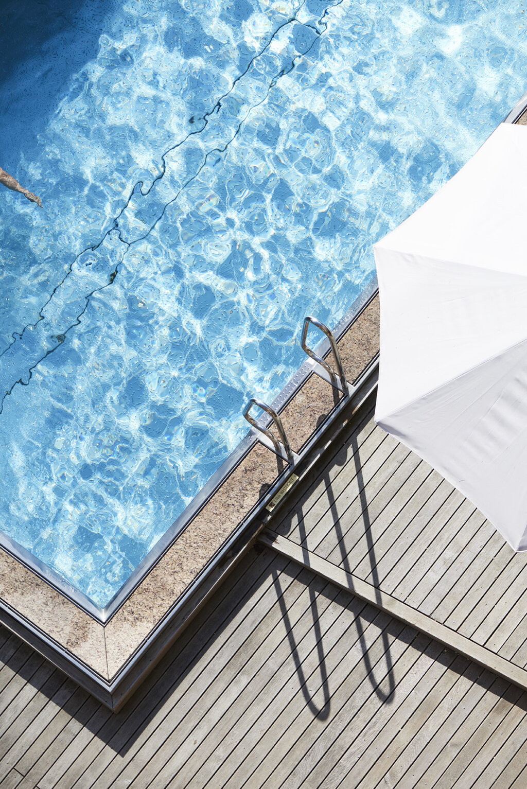 Outdoorpool | Naturehotel Waldklause, Wellness in Austria
