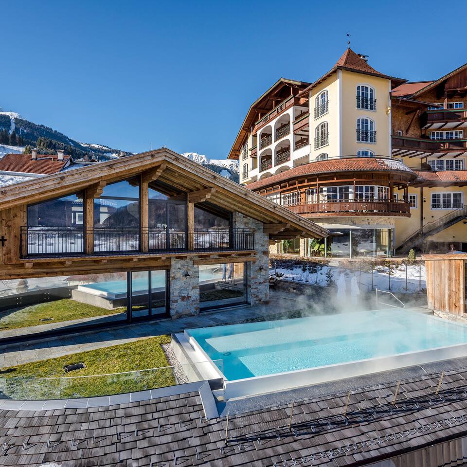 Winter Außenansicht | Best Alpine Wellness Hotel Post, Tirol