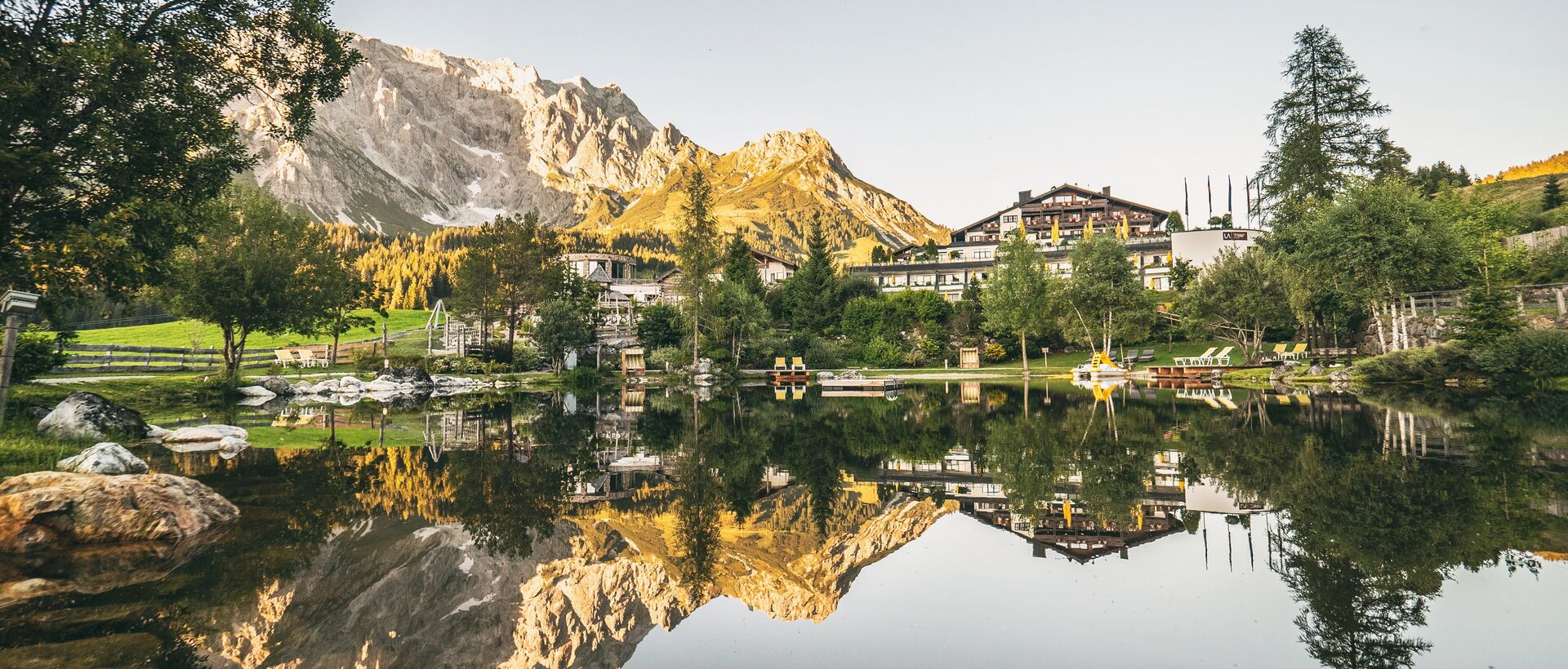 Hotel Außenansicht | Übergossene Alm Resort, Wellnesshotel Hochkönig