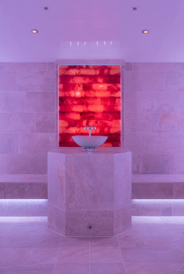 Entspannen im Dampfbad | Best Alpine Wellness Alpin Resort Sacher, Tirol