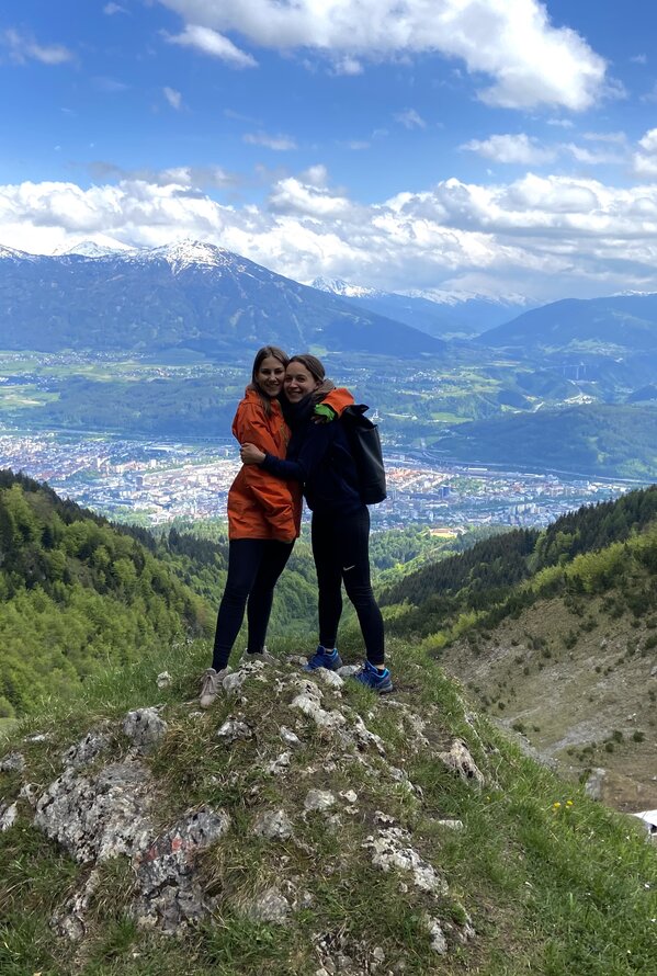 Wandern auf die Höttinger Alm | Best Alpine Wellness Hotels