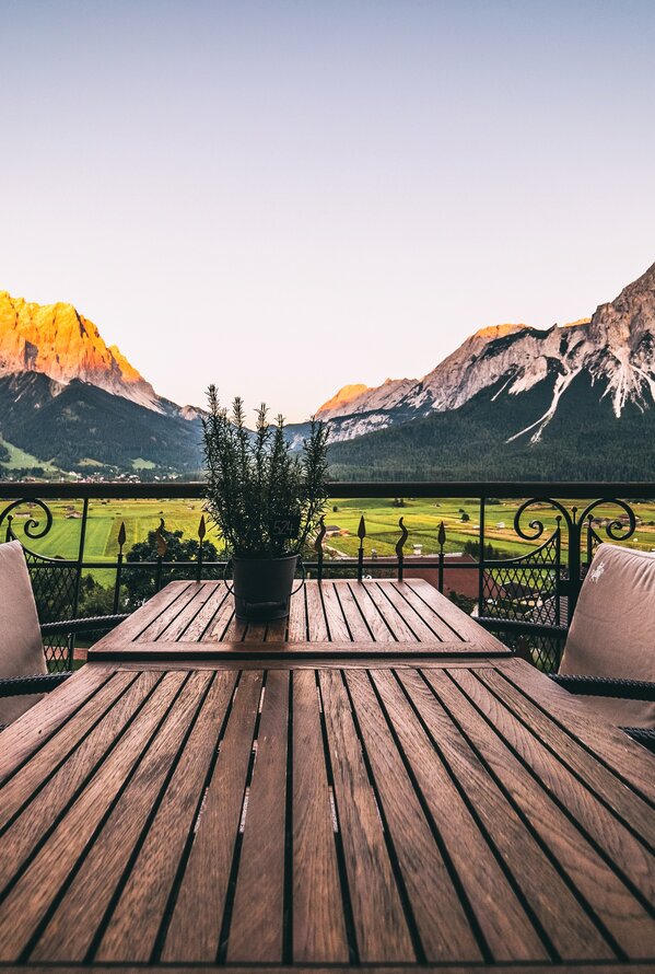 Spring Awakening in the Hotel Post | Best Alpine Wellness Hotels, Zugspitze