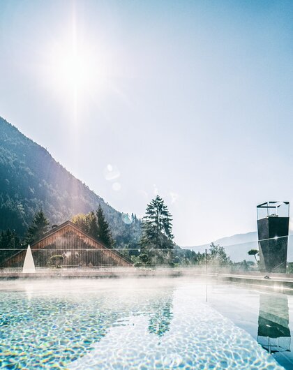 Infinitypool | 5 Sterne Wellnesshotel Alpenrose & Cocoon, Achensee