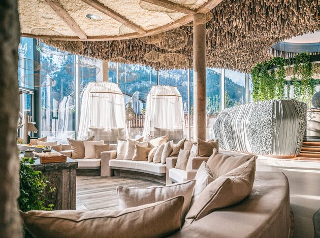 Pure Organic Spa Liegebereich | Best Alpine Wellness Hotel Engel, Tannheimer Tal