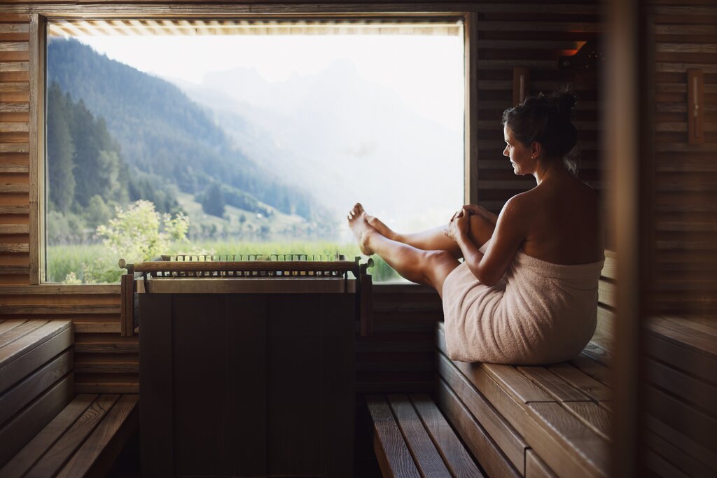 Sauna experience with mountain view | Most beautiful Wellnesshotels in the mountains