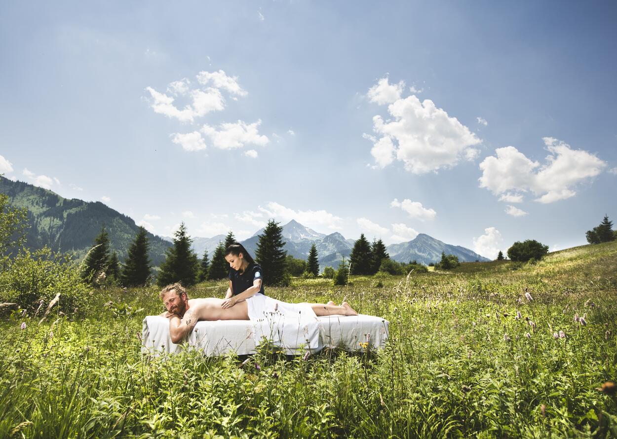 Wohltuende Massagen & Spa Angebote | Wellnessurlaub in Österreich & Südtirol
