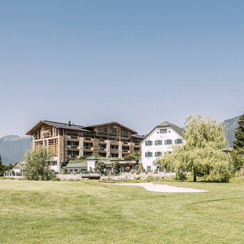 Sommer Außenansicht | 5 Sterne Wellnesshotel Alpenresort Schwarz, Tirol