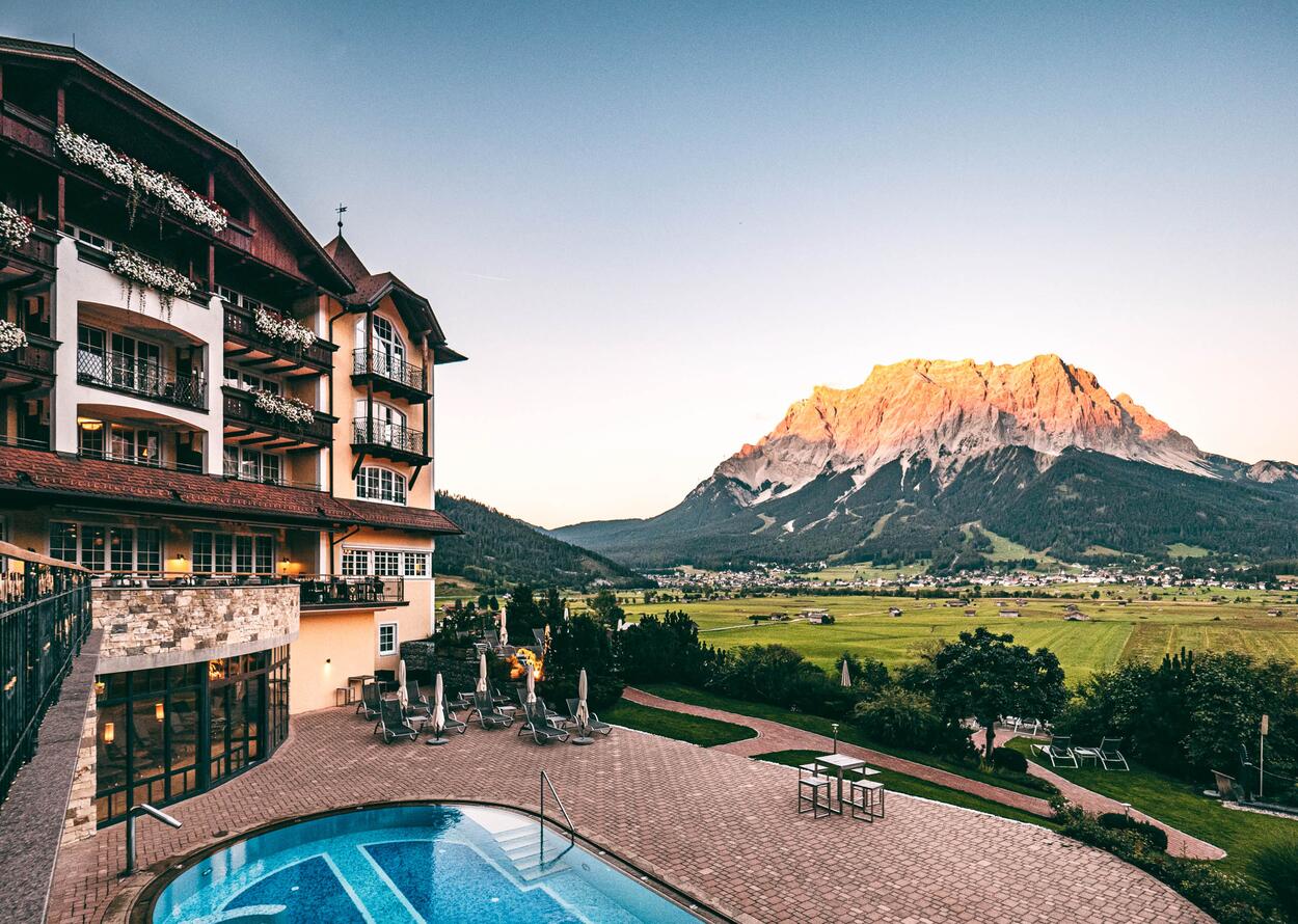 Exterior View with Zugspitze | 4 Star Superior Wellnesshotel Post, Austria