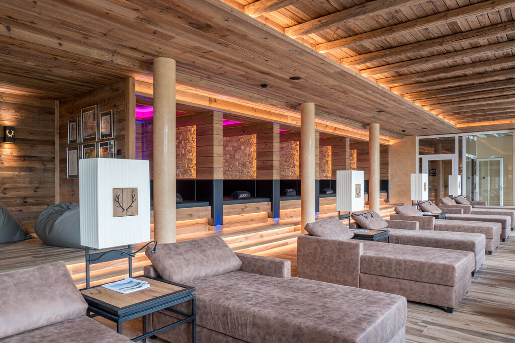 Modern relaxation room | Wellnesshotel Alpin Resort Sacher, Seefeld 