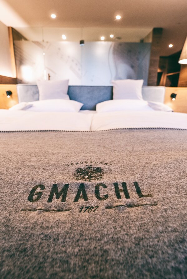 Modernes Doppelbettzimmer | Wellnesshotel Gmachl