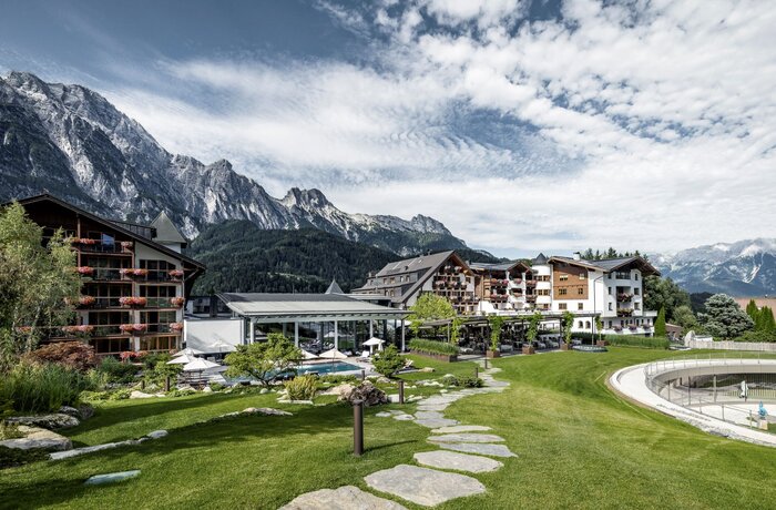 Ein Naturresort inmitten der atemberaubenden Tiroler Bergwelt.