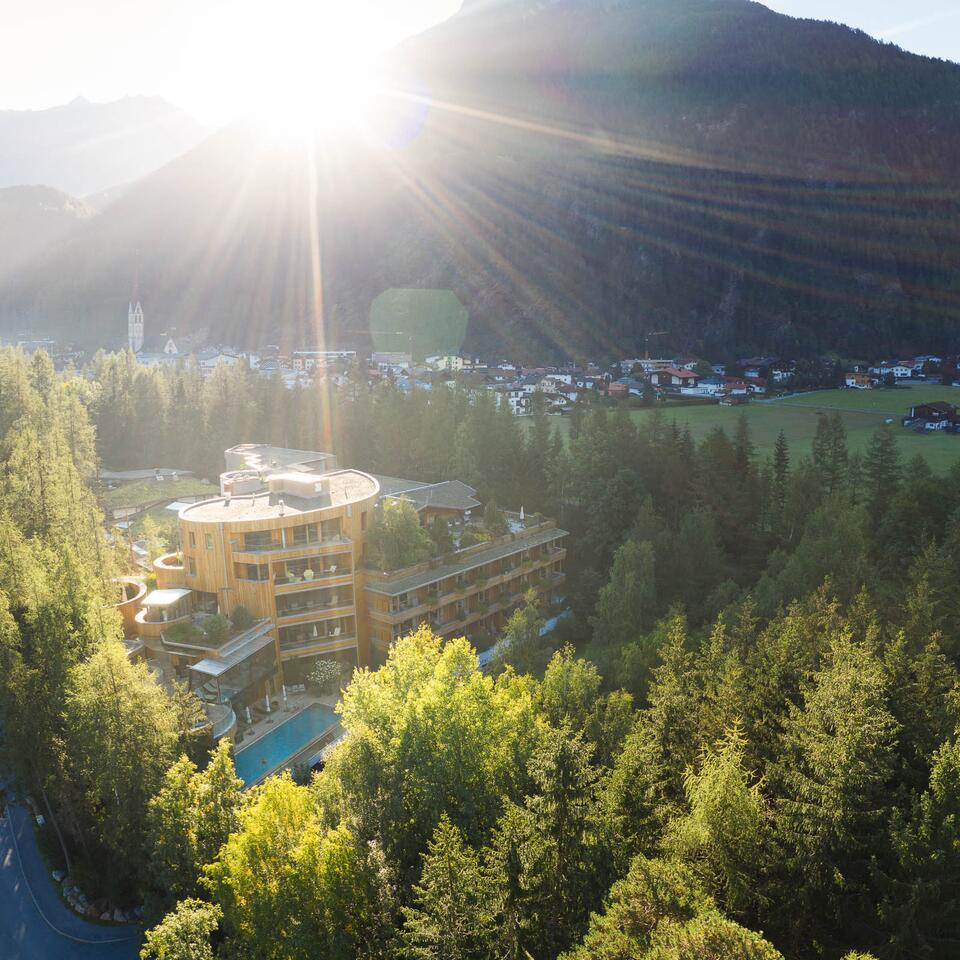 Hotel im Wald | Naturhotel Waldklause, Wellnesshotel in Österreich 