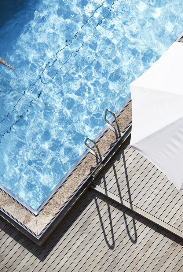 Outdoorpool | Naturhotel Waldklause, Wellness in Österreich