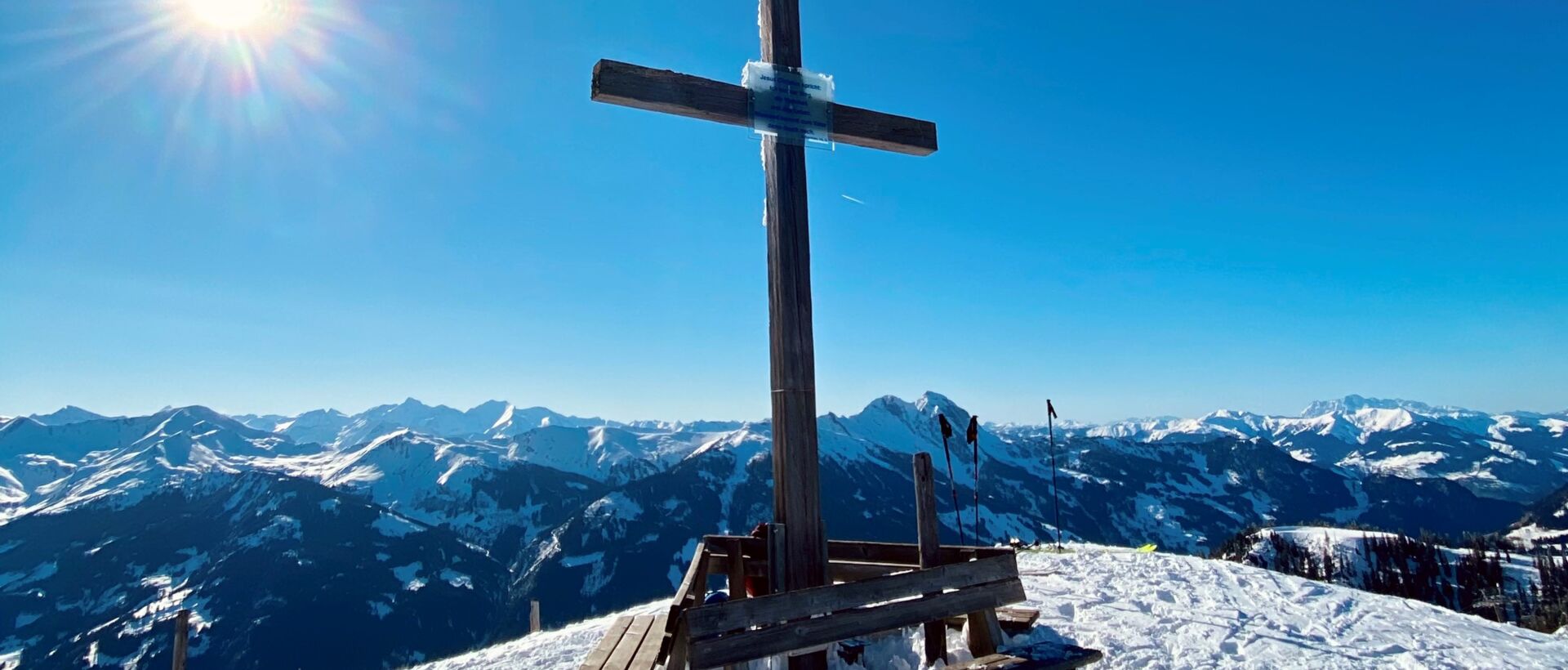 Gipfelkreuz im Winter | Best Alpine Wellness Hotels