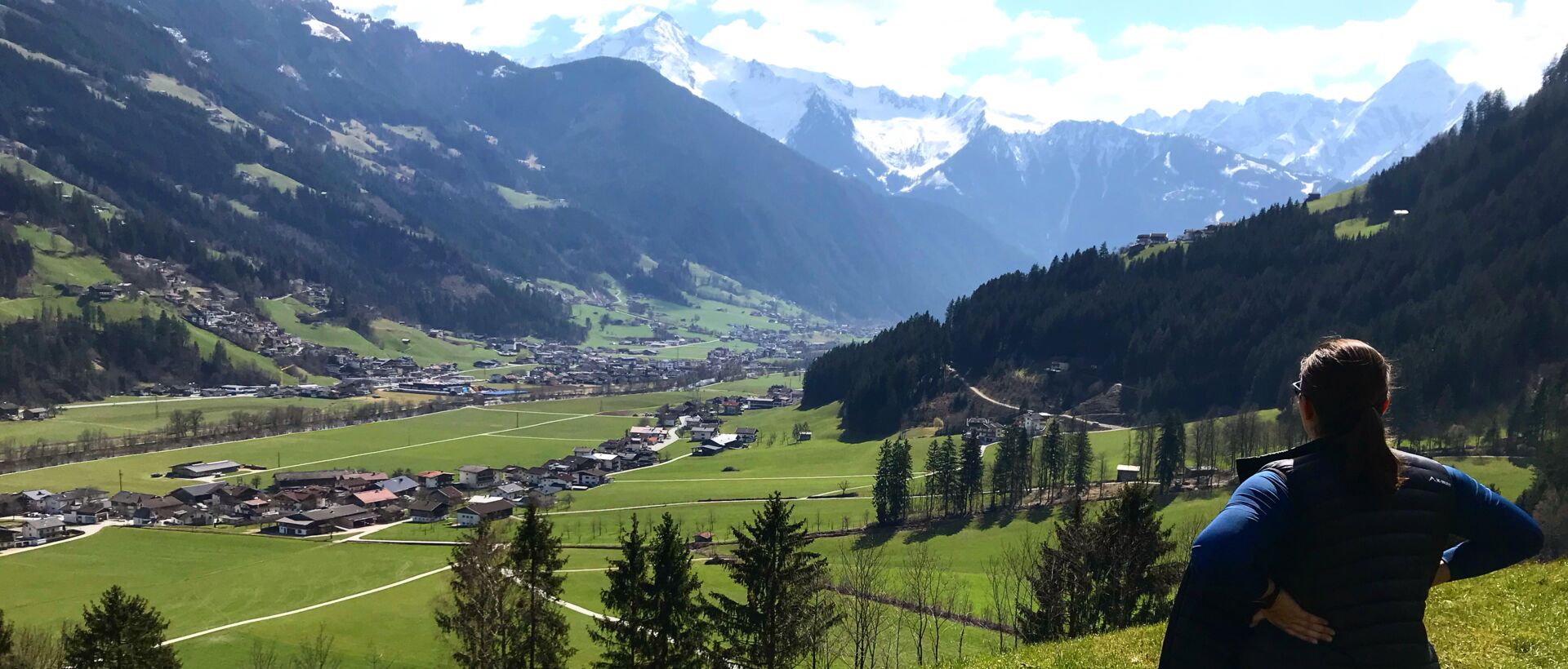 Holzweg Wanderung | Best Wellnesshotel Theresa, Zillertal