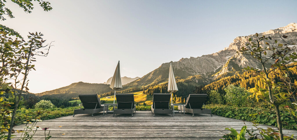 Große Sonnenterrasse | 4 Sterne Superior Hotel Übergossene Alm, Salzburg