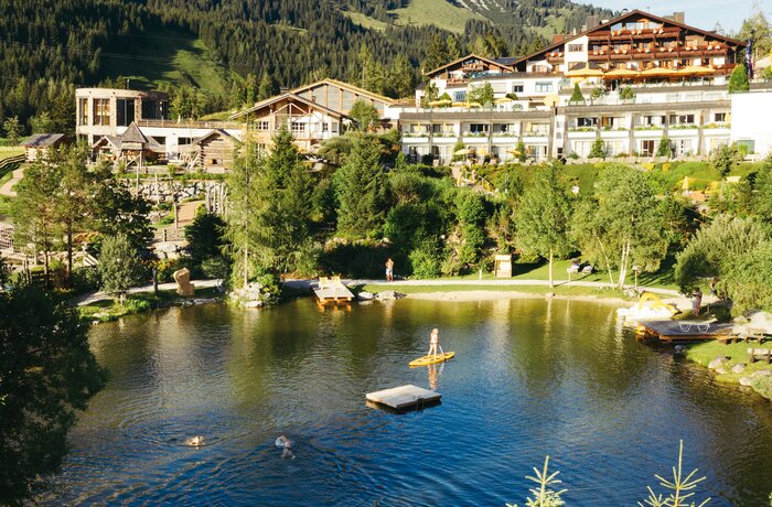 Hotelaußenansicht | 4 Sterne Superior Hotel Übergossene Alm, Österreich