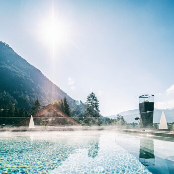 Dachpool mit Panoramablick | 5 Sterne Wellnesshotel Alpenrose, Tirol