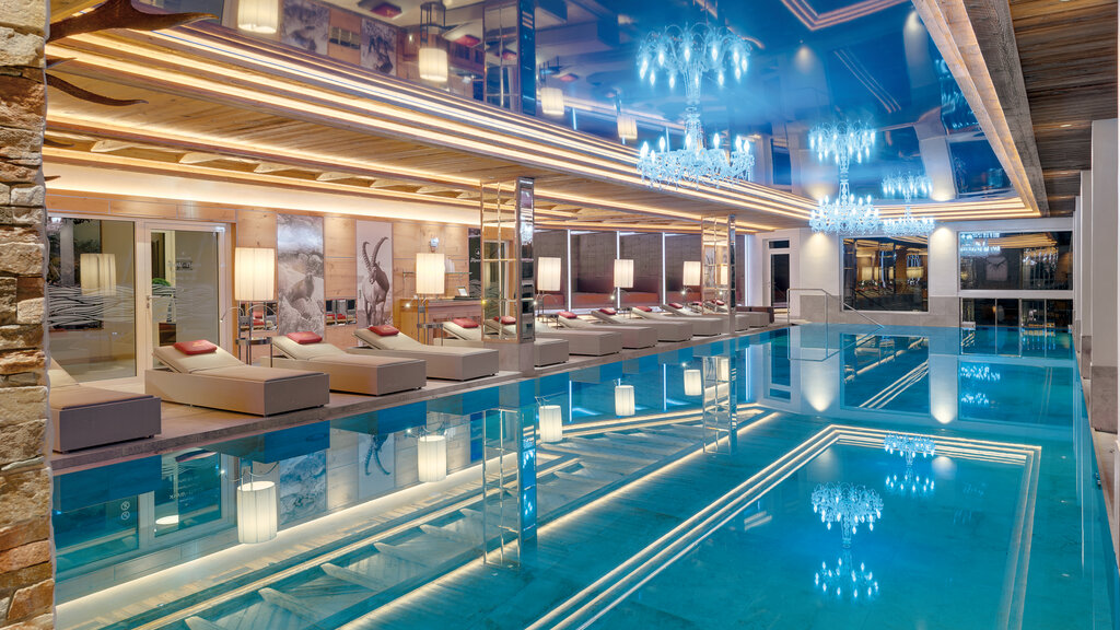 Indoor pool | Best Alpine Wellnesshotel Alpenrose, Achensee