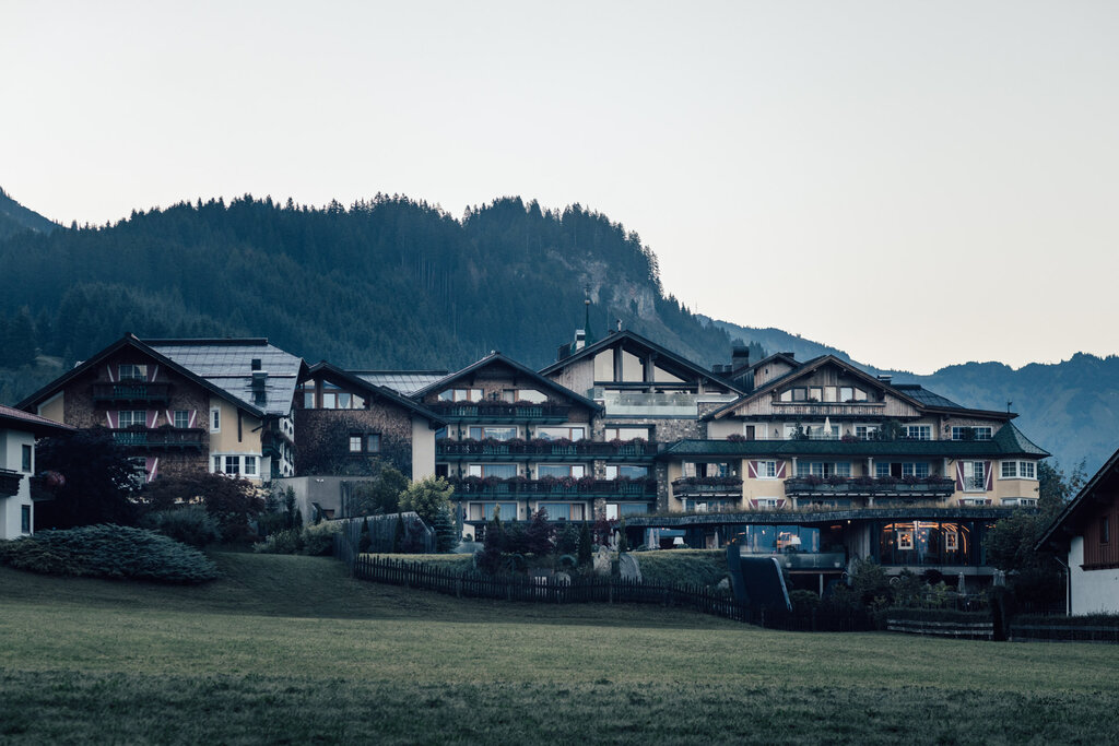 Natural Swimming Pool | 4 Star Superior Wellnesshotel Engel, Austria