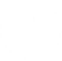 Logo "Der Engel" in weißer Schrift auf schwarzem, gepixelten Hintergrund