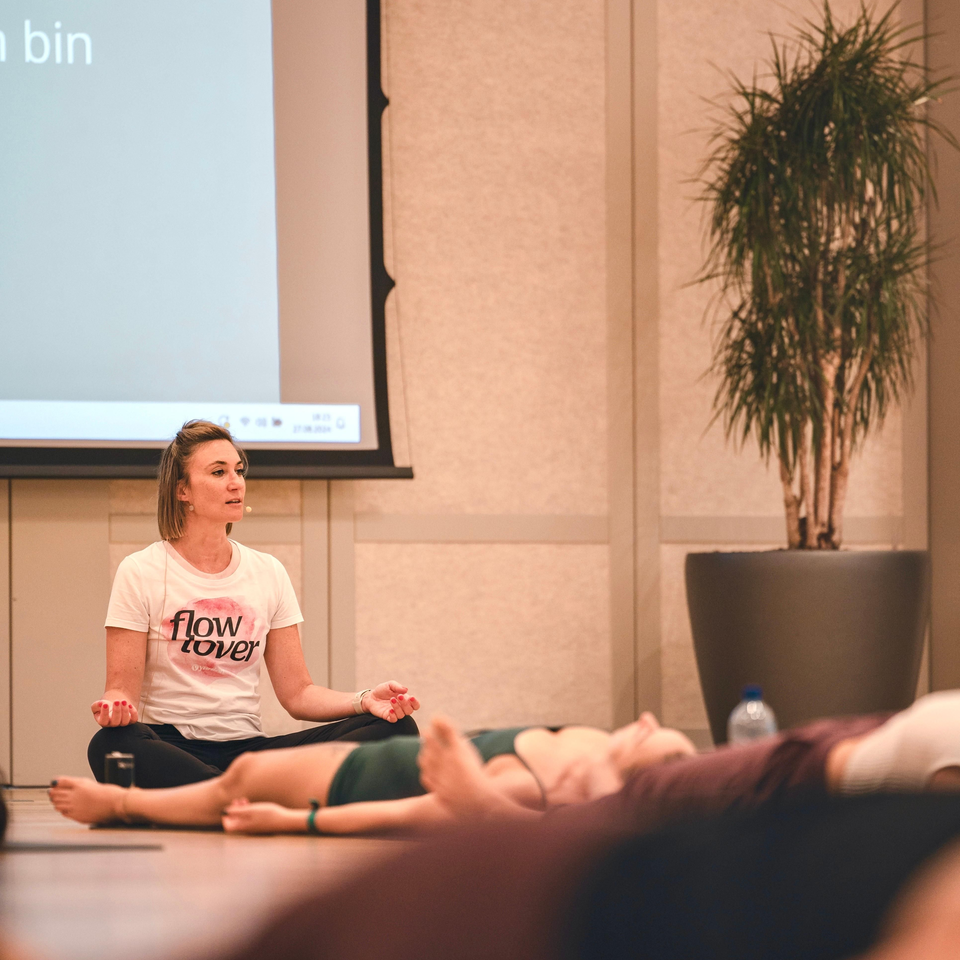 Mental Flow Yoga Retreat mit Alexandra Stadler – Naturhotel Waldklause