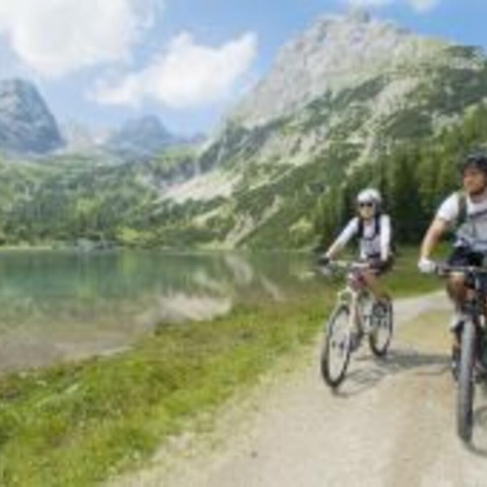 BERGERLEBNIS E-BIKE – Stock Resort