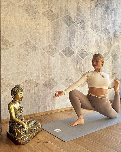 Yoga & Regeneration Week with Florine Ohlhauser – Stock Resort