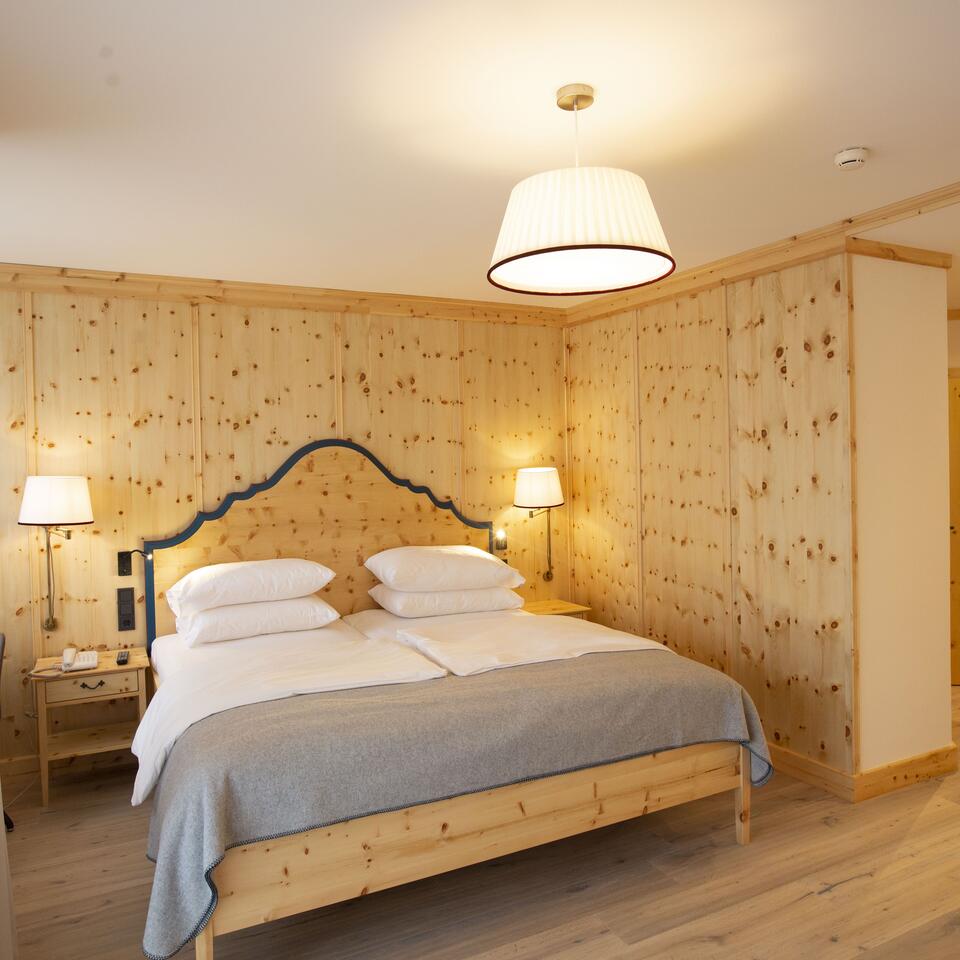 Superior Swiss Pine Room – Hotel Hochschober