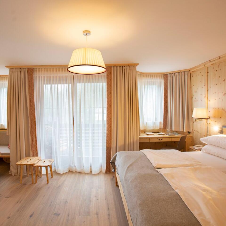 Deluxe room "stone pine" – Hotel Hochschober