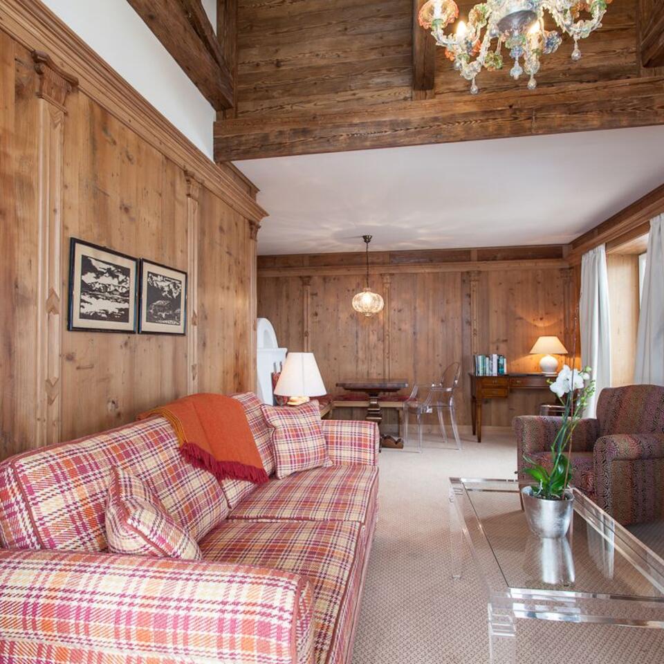 Panorama Suite mit Kachelofen und Whirlwanne – Theresa