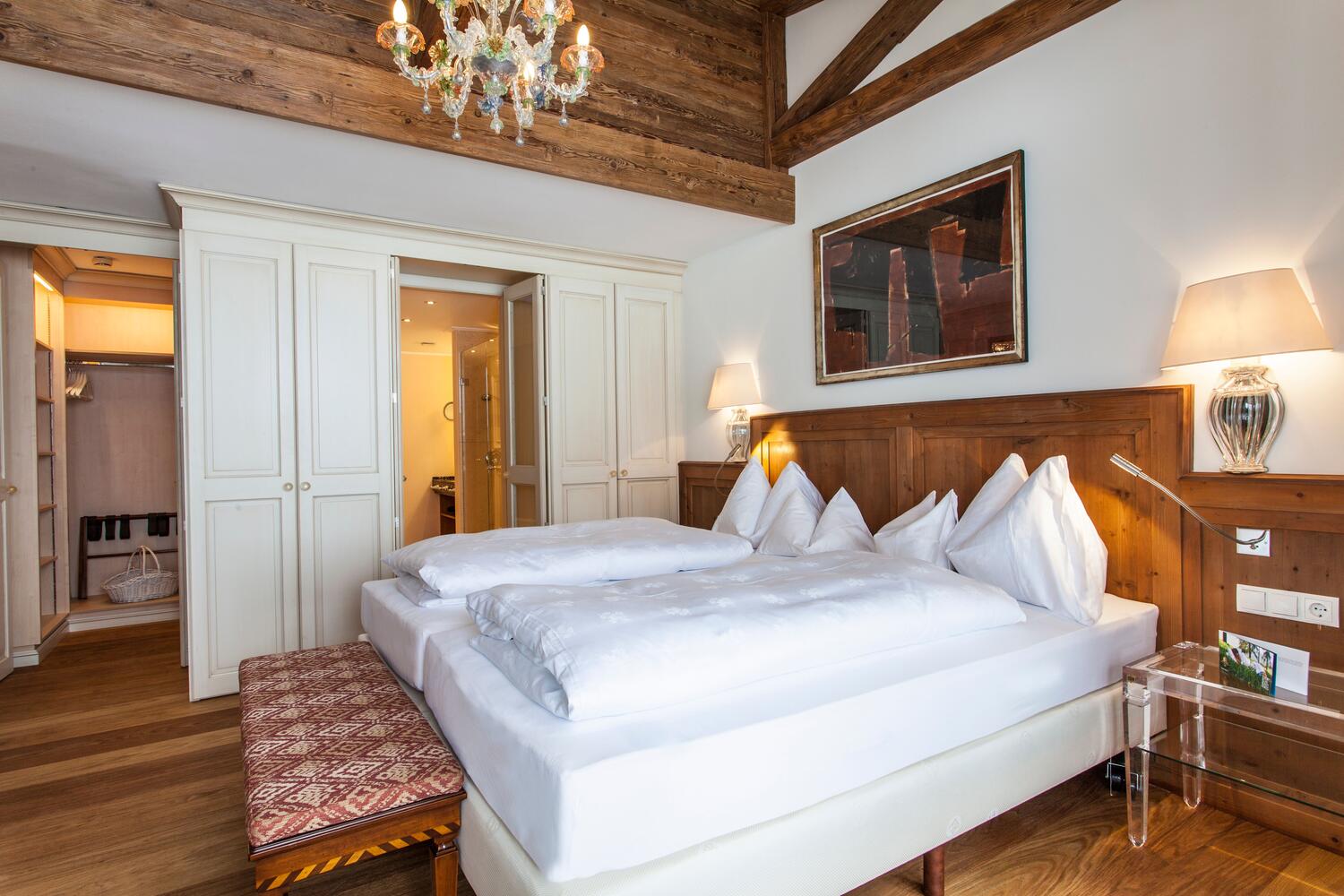 Panorama Luxus Suite mit Whirlwanne