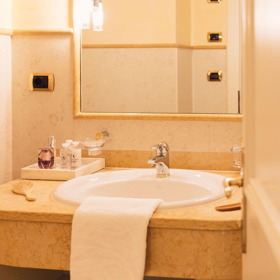 Single room Alps – Alpenpalace Luxury Hideaway
