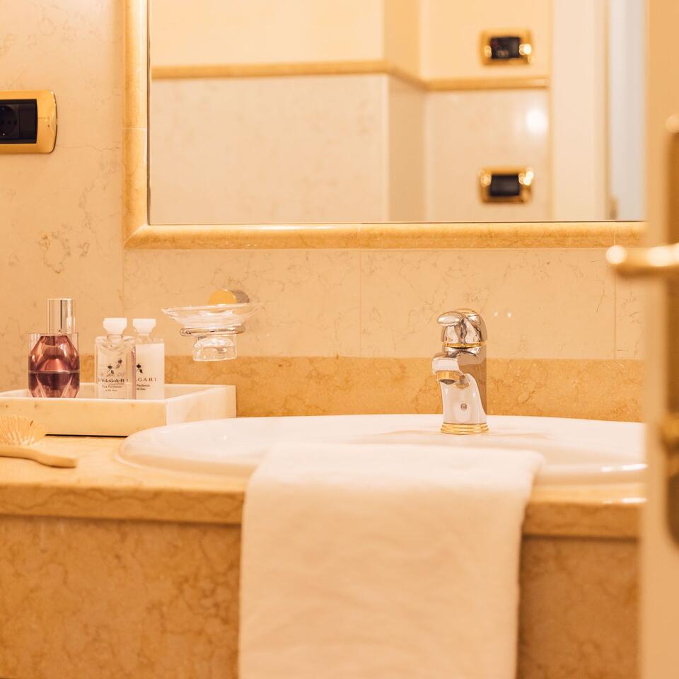 Single room Alps – Alpenpalace Luxury Hideaway