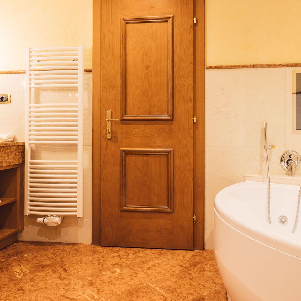 Private Spa Suite – Alpenpalace Luxury Hideaway