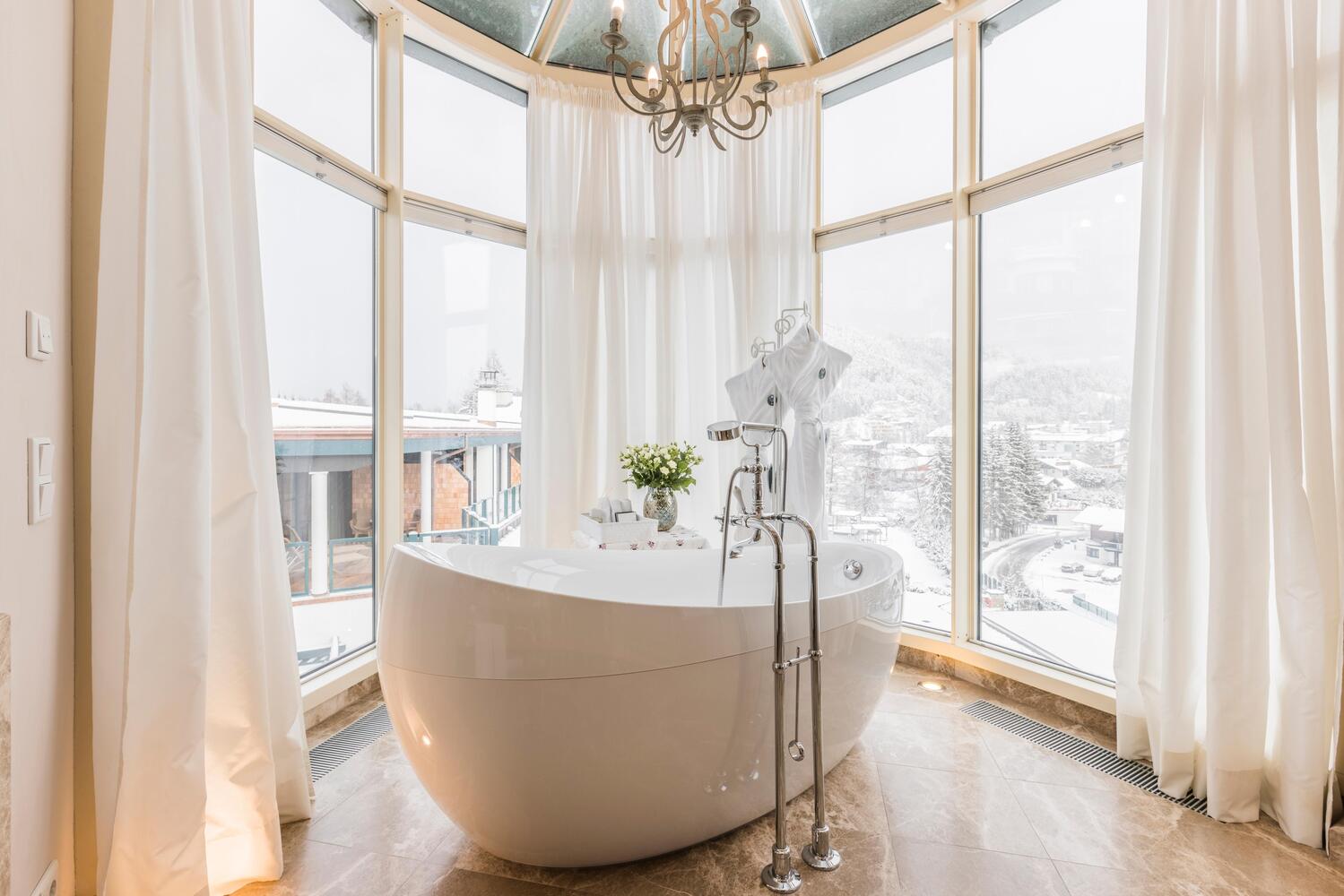 Astoria Suite