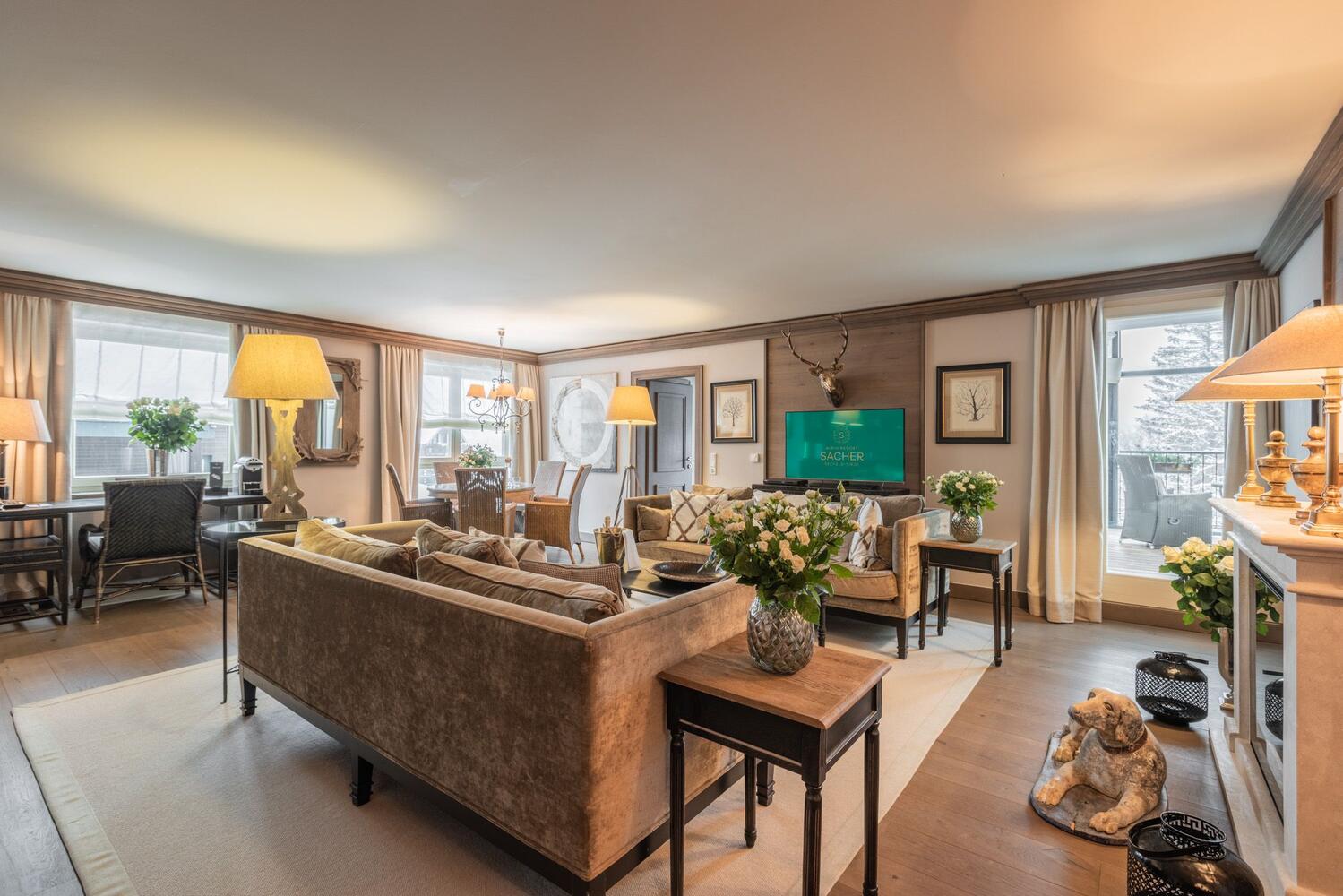 Astoria Suite