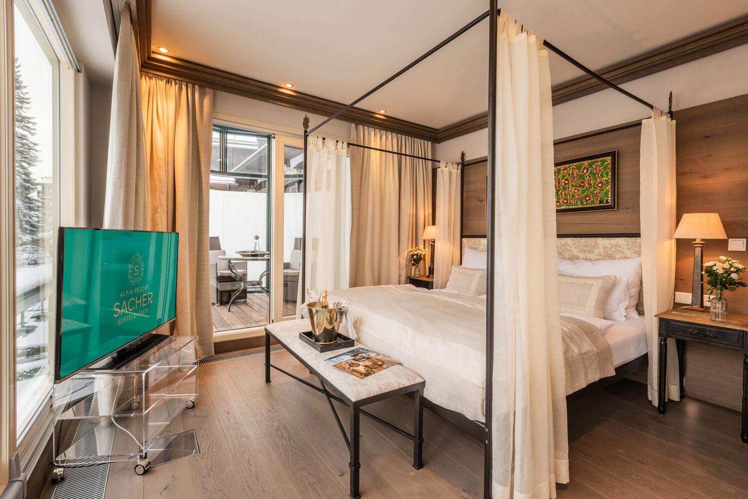Astoria Suite