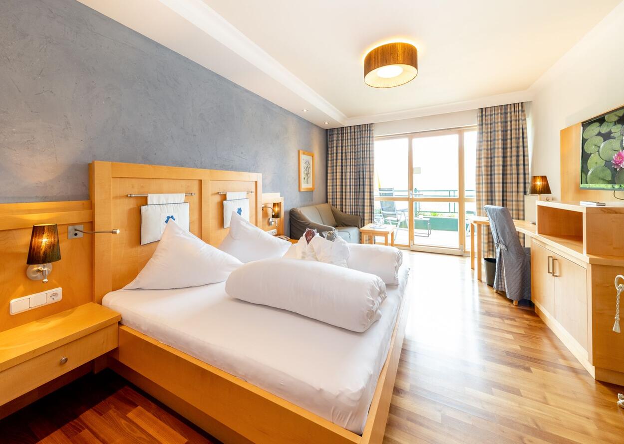 Alm Gartenzimmer mit Balkon – Übergossene Alm Resort